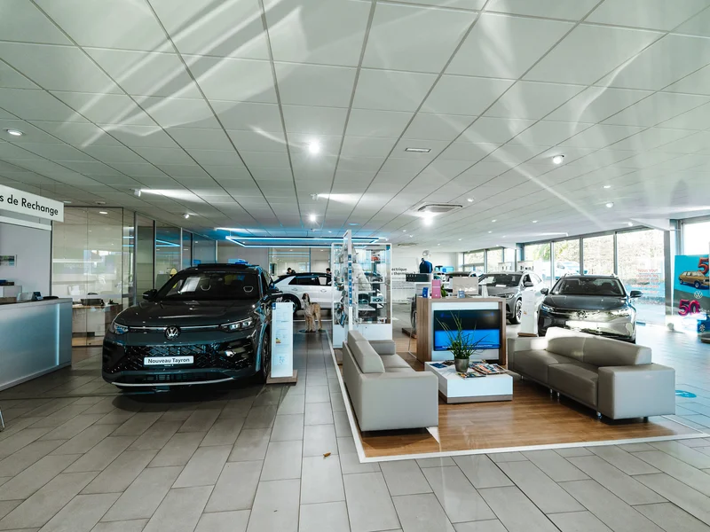 Volkswagen Fougeres Photo de l'intérieur de la Concession Mouton de Volkswagen Fougères
